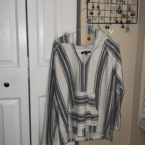 Ocean Drive Light beach sweater